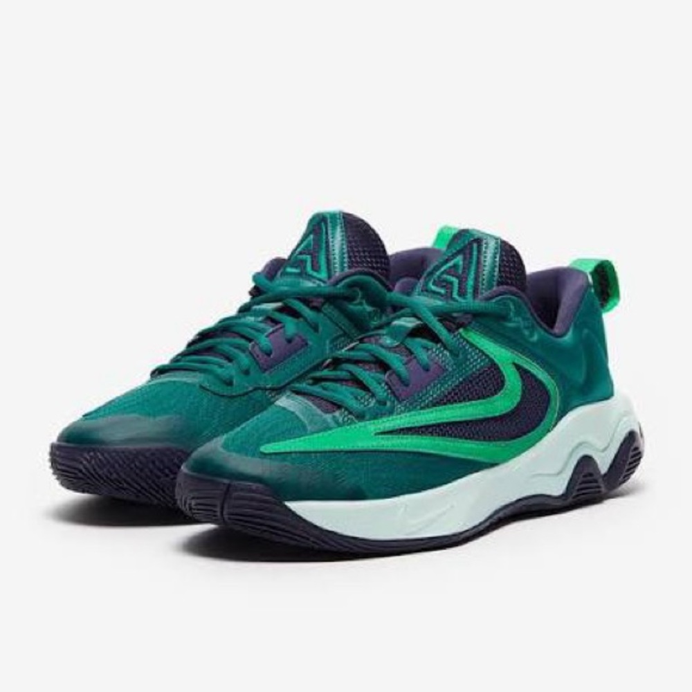 NEW Nike Giannis Immortality 3 (Men’s) Geode Teal Purple